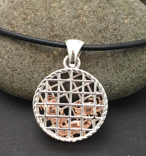 Crab pot
              Pendant